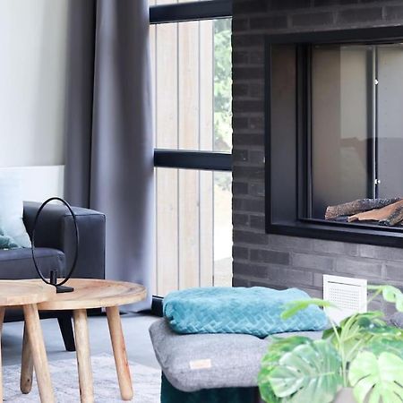 Delightful Luxury 2-Bedroom Holiday Home In Nature 오털로 외부 사진