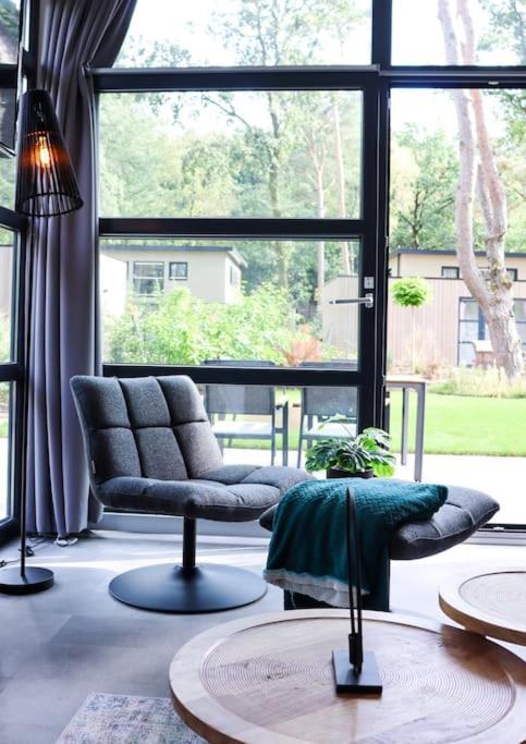 Delightful Luxury 2-Bedroom Holiday Home In Nature 오털로 외부 사진