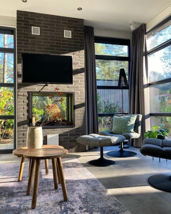 Delightful Luxury 2-Bedroom Holiday Home In Nature 오털로 외부 사진